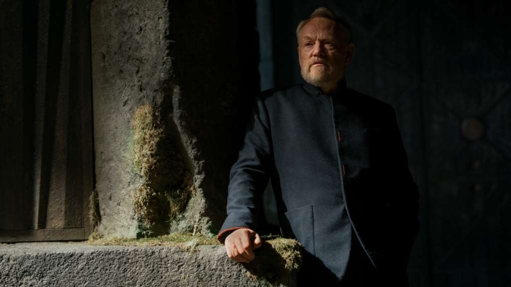 Hari Seldon in Foundation Season 3 facing the collapse of psychohistory