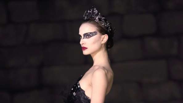 Black Swan (2010)